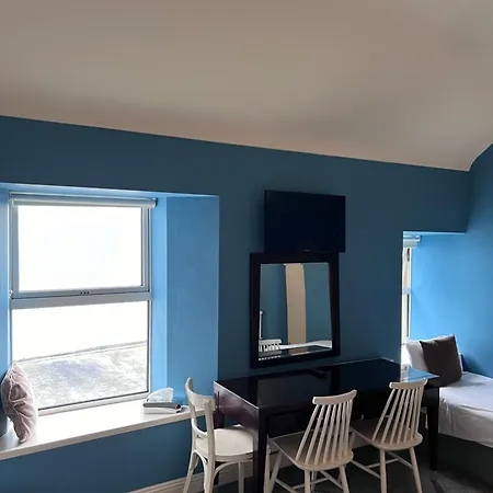 The Townhouse Milltown Malbay