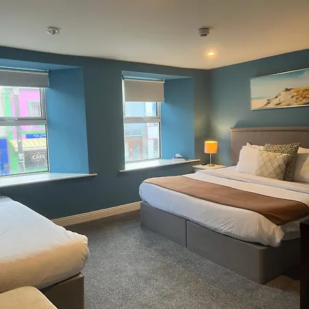 The Townhouse Couette-café Milltown Malbay