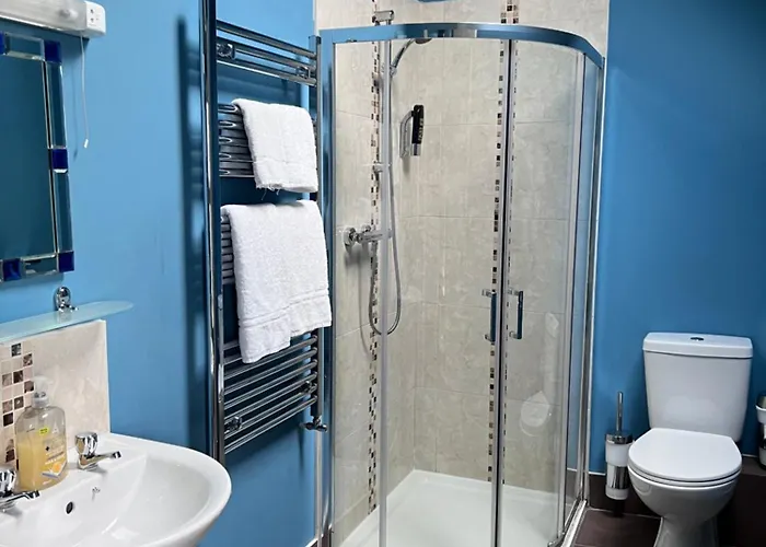 The Townhouse 3*