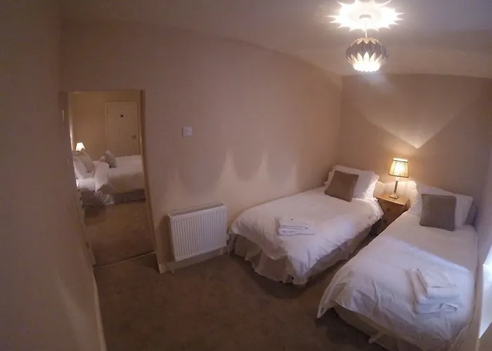 The Townhouse 3* Milltown Malbay